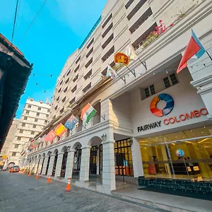 Hotel Fairway - Sri Lanka's First With Robot Technology ****